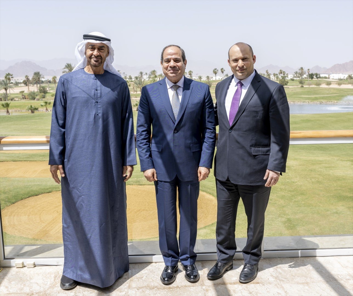 Mısır Cumhurbaşkanı, İsrail Başbakanı ve Abu Dabi Veliaht Prensi arasında üçlü zirve