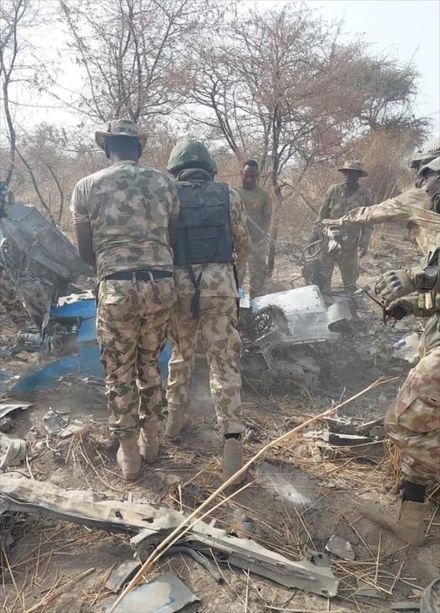 Nijerya'da 2021'de kaybolan askeri jetin enkazı Boko Haram kampında bulundu