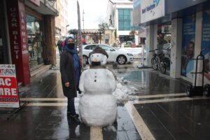 ORDU (AA) – Ordu'nun Ünye ilçesinde çocuklar ve yetişkinler, etkili