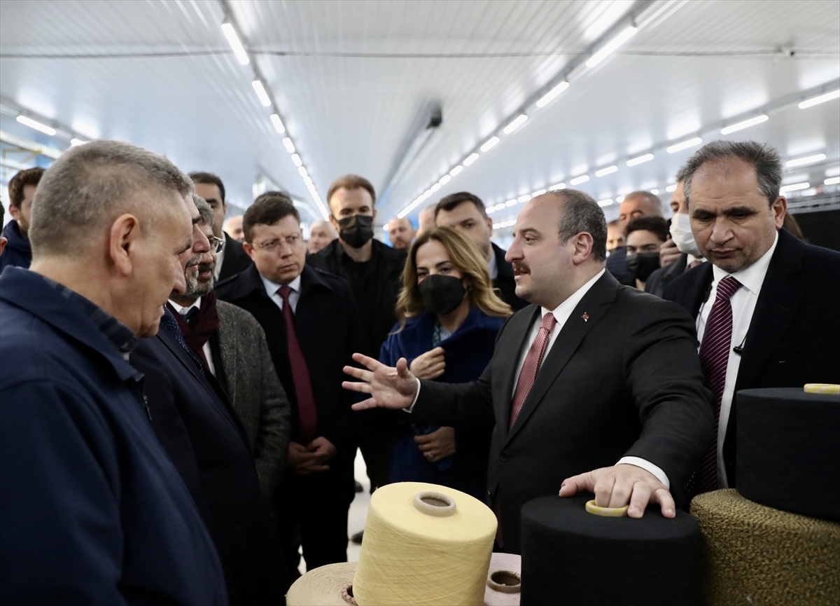 Bakan Varank, Uşak Teknopark ve OSB Altyapı Yatırımları Toplu Açılış Töreni'nde konuştu: