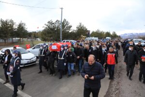 BİNGÖL (AA) – Tokat'ta servis aracının devrilmesi sonucu şehit olan