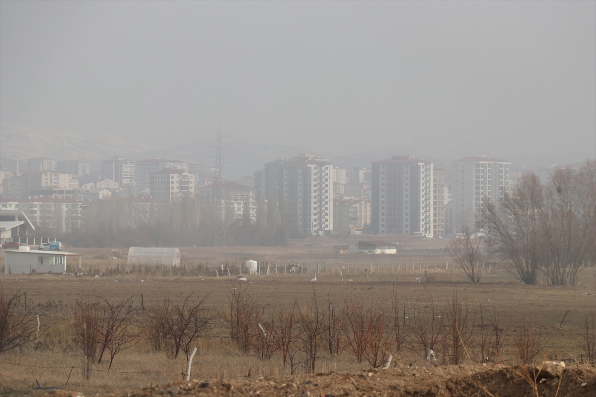 Sivas'ta sis etkili oldu