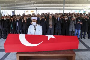 İSTANBUL (AA) – Türkiye Futbol Federasyonunda (TFF) 1980-1984 yıllarında başkanlık