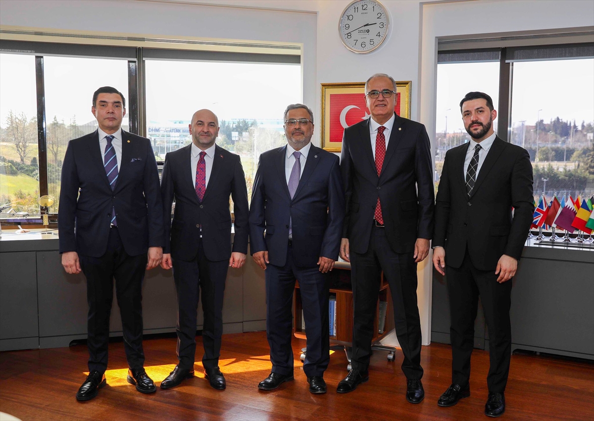 Türkiye Voleybol Federasyonundan Türk Hava Yollarına ziyaret