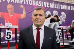 ESKİŞEHİR (AA) – DENİZ AÇIK – Türkiye Vücut Geliştirme Fitness