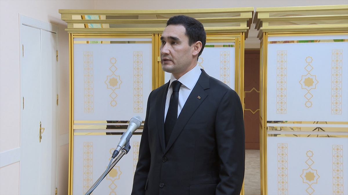Çin, Türkmenistan devlet başkanlığına seçilen Berdimuhamedov’u tebrik etti