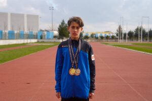 DİYARBAKIR (AA) – Diyarbakır Büyükşehir Belediyesinin açtığı ücretsiz spor okullarında