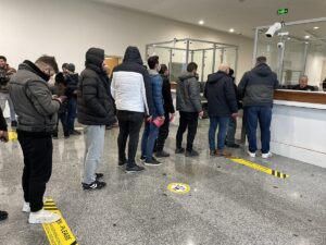 EDİRNE (AA) – Rusya'nın saldırdığı Ukrayna'dan kara yoluyla tahliye edilen