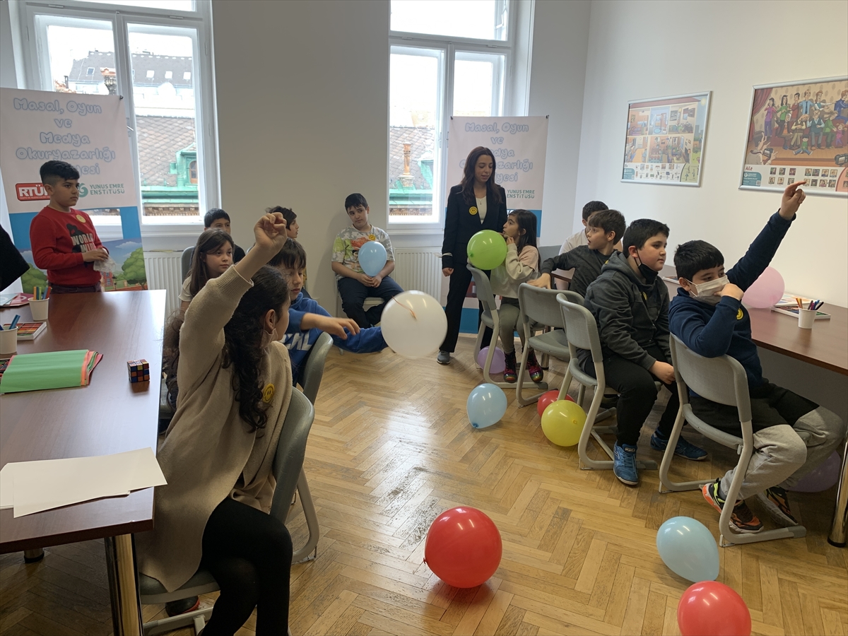 Viyana’da RTÜK ve YEE, Türk ebeveyn ve çocuklara yönelik atölye çalışması düzenledi