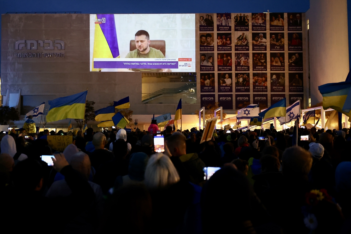 - "Ukrayna'nın da Ukraynalıları ve Ukrayna'daki Yahudileri korumasına yardım edin.