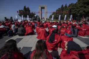 ÇANAKKALE (AA) – Çanakkale Kara Savaşları'nın 107. yılı dolayısıyla düzenlenen