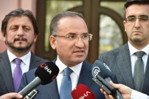 ANKARA (AA) – Adalet Bakanı Bekir Bozdağ, Osman Kavala'nın ağırlaştırılmış