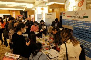 İSTANBUL (AA) – Yurt dışında eğitim almak ve kariyer yapmak