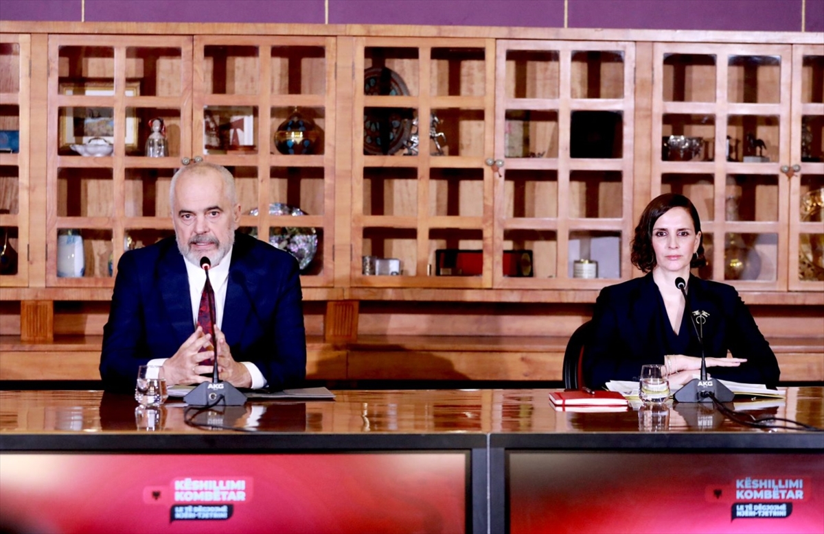Arnavutluk tıbbi kenevirin kullanımını onaylayacak
