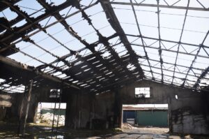 - Yangını çıkardığı iddia edilen, fabrika çalışanı kadının eski eşinin