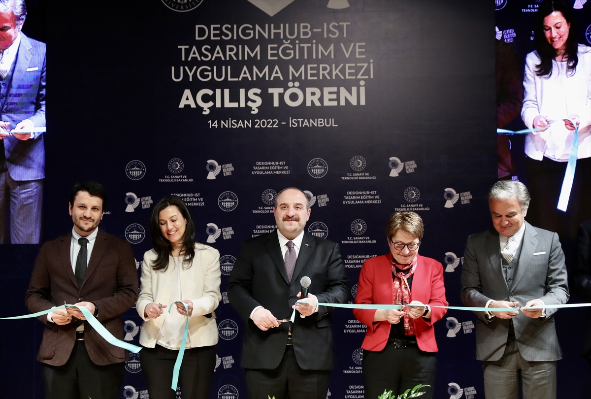 Bakan Varank, Designhub-İst Tasarım Eğitim ve Uygulama Merkezi'nin açılışında konuştu: