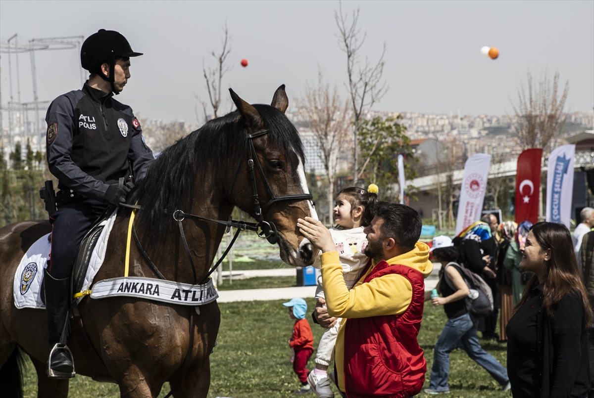 Başkent Millet Bahçesi'nde 23 Nisan Ulusal Egemenlik ve Çocuk Bayramı etkinliği düzenlendi