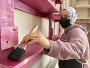 BAYBURT (AA) – Bayburt'ta Halk Eğitim Merkezi görevlileri ile kursiyerler,