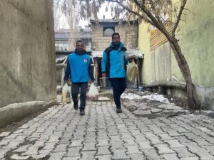 AĞRI (AA) – Ağrı'da bir derneğin mensupları "Bir Kap Bir