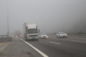 BOLU (AA) – Anadolu Otoyolu'nun Bolu Dağı Tüneli kesiminde sis