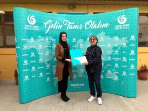 BÜKREŞ (AA) – Bükreş Yunus Emre Enstitüsünün (YEE) gerçekleştirdiği ebru