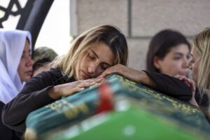 İSTANBUL (AA) – Bursa'da, Yunuseli Havaalanı yakınında düşen tek motorlu