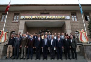 MUŞ (AA) – Çalışma ve Sosyal Güvenlik Bakanı Vedat Bilgin,