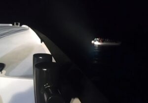 ÇANAKKALE (AA) – Çanakkale'nin Ayvacık ilçesi açıklarında, Yunanistan unsurlarınca Türk