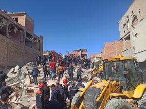 - Burc Buariric kentinde, doğal gaz patlaması nedeniyle üç katlı