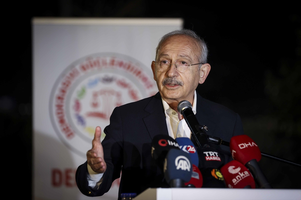 CHP Genel Başkanı Kılıçdaroğlu, İstanbul'da iftar programına katıldı: