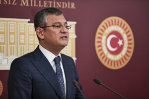 TBMM (AA) – CHP Grup Başkanvekili Özgür Özel, MHP Genel