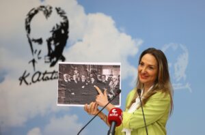 ANKARA (AA) – CHP Kadın Kolları Genel Başkanı Aylin Nazlıaka,