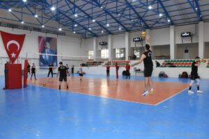 ŞIRNAK (AA) – Voleybol AXA Sigorta Efeler Ligi ekiplerinden Allpower