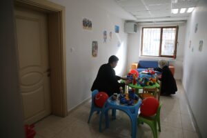 MARDİN (AA) – Velayet altındaki çocukların teslimi ile çocukla kişisel