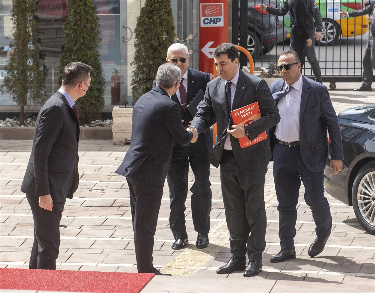 DP Genel Başkanı Uysal, CHP Genel Başkanı Kılıçdaroğlu'nu ziyaret etti:
