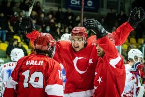 - Türkiye: 7 - Lüksemburg: 2