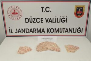 DÜZCE (AA) – Düzce'de 64 adet 50 liralık sahte banknot