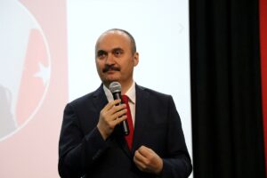 EDİRNE (AA) – Edirne Valisi Ekrem Canalp, bir araya geldiği