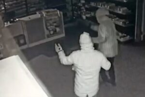 - Gasp, güvenlik kamerasına yansıdı