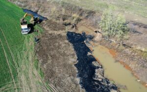 EDİRNE (AA) – Edirne'de asfalt şantiyesinde bulunan havuzdaki sızıntı nedeniyle
