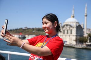 İSTANBUL (AA) – Esenler Belediyesinin düzenlediği 13. Uluslararası Barış Ekmeği