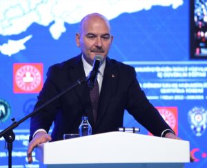 ANKARA (AA) – İçişleri Bakanı Süleyman Soylu, "Eğer küresel güçlerin