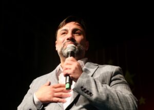 - "Sizin yüzünüzü yere baktırmamak için ülkemizi zengin, huzurlu, özgür