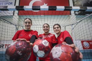 ANKARA (AA) – FATİH ÇAKMAK – Hentbolda Kadınlar Süper Lig'e