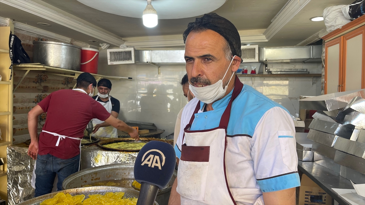 Irak'ta iftar sofralarının vazgeçilmez lezzetleri tatlı ve şerbet