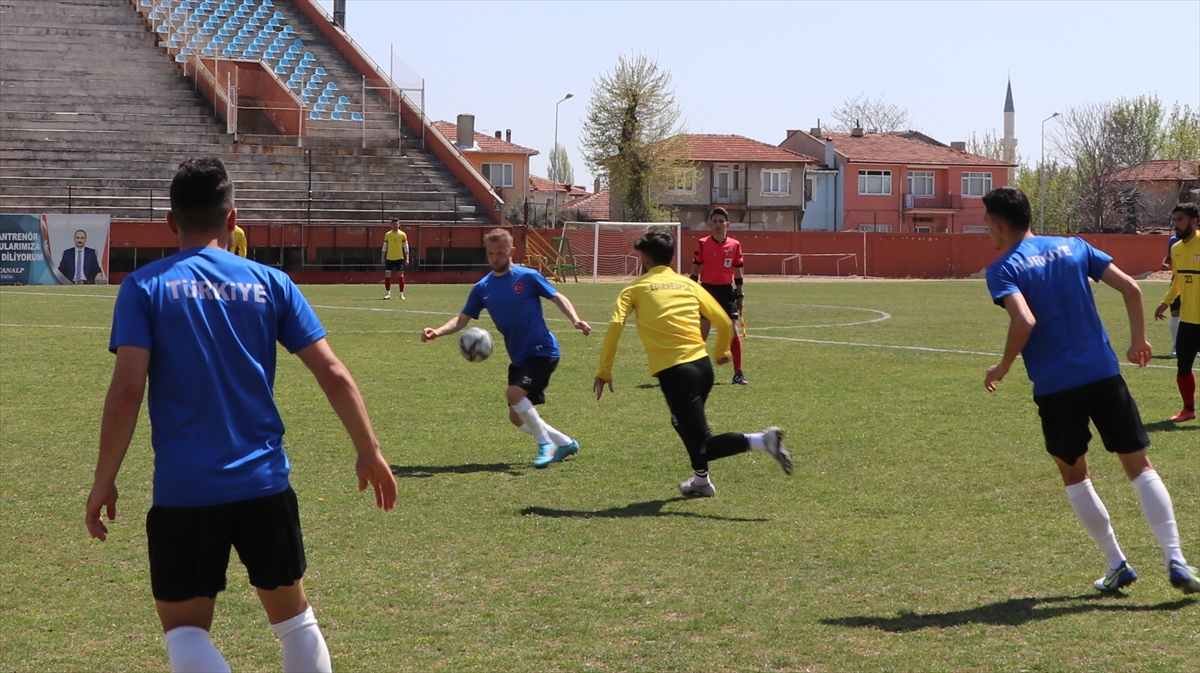 İşitme Engelliler Futbol Milli Takımı, Edirnespor ile hazırlık maçı yaptı