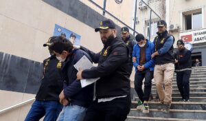 İSTANBUL (AA) – İstanbul ve Amasya'da, ağır hasarlı araçları satın