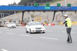 İSTANBUL (AA) – İstanbul'da, polis ve jandarma ekipleri, Ramazan Bayramı