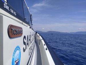 İZMİR (AA) – İzmir açıklarında, Yunanistan unsurlarınca Türk kara sularına