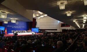 BİŞKEK (AA) – Kırgızistan Cumhurbaşkanı Sadır Caparov, pahalılık ve işsizliğe